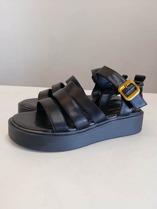 Sandali Donna Neri con Plateau e Fibbia Dorata – Suola Alta Casual Estiva