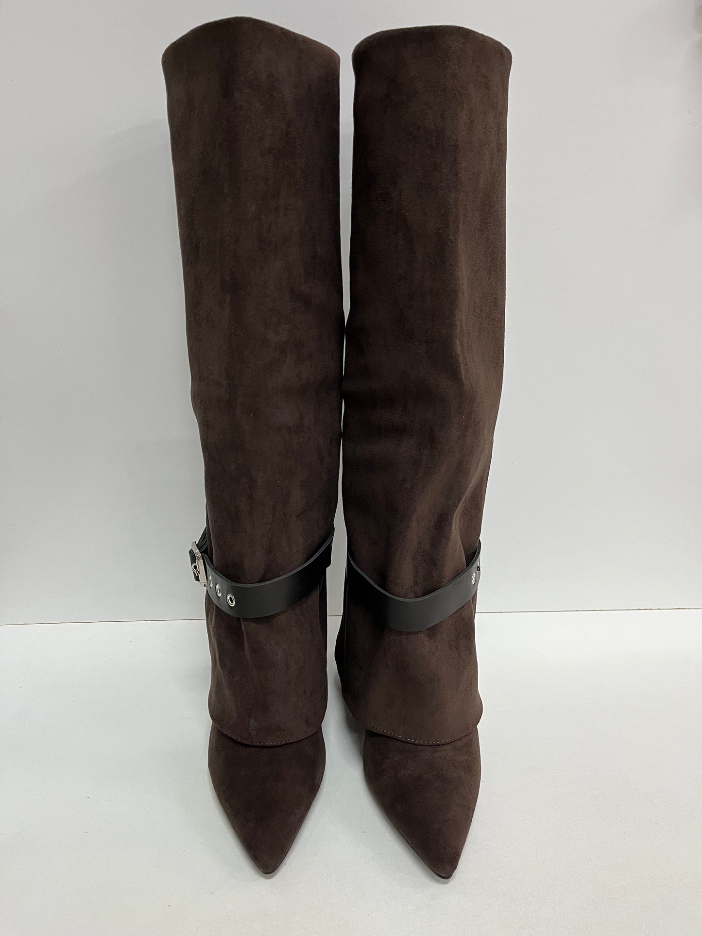 Stivali al Ginocchio in Camoscio Sintetico – Marrone