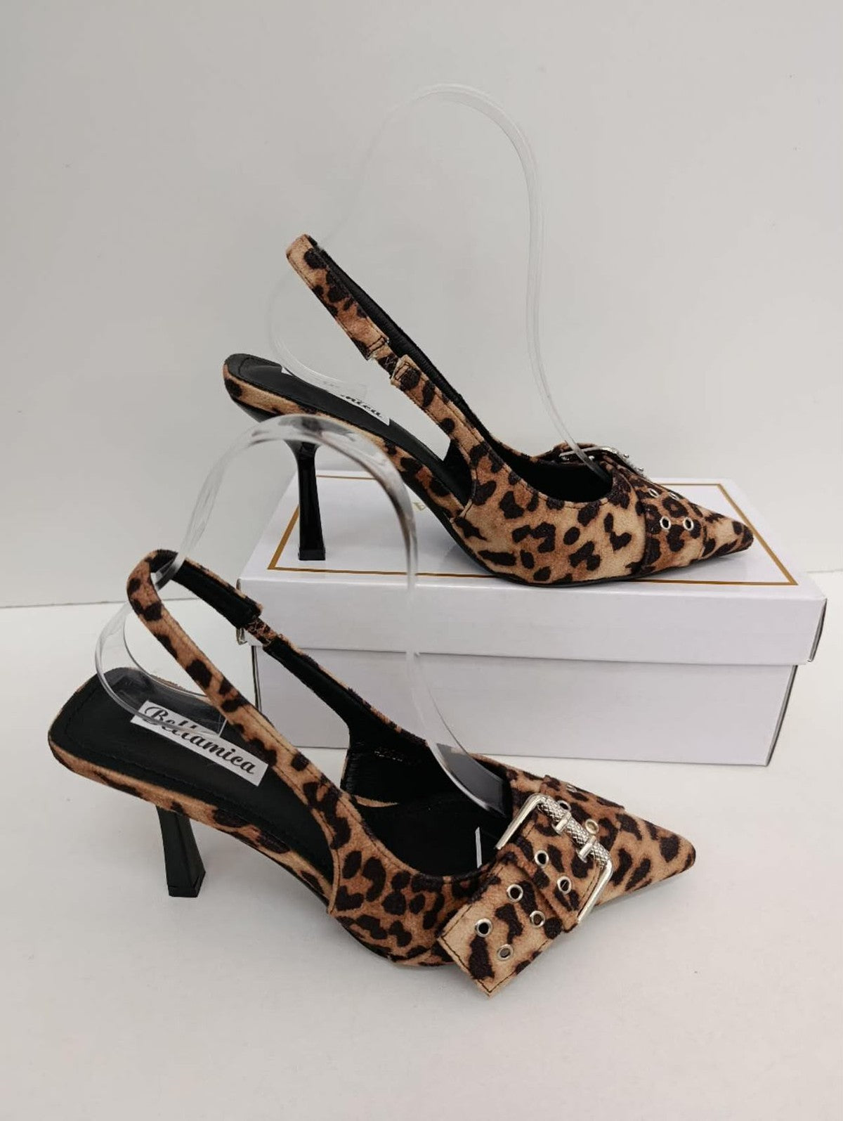 Décolleté Slingback con Borchie Donna Leopardate — Tacco Medio a Punta