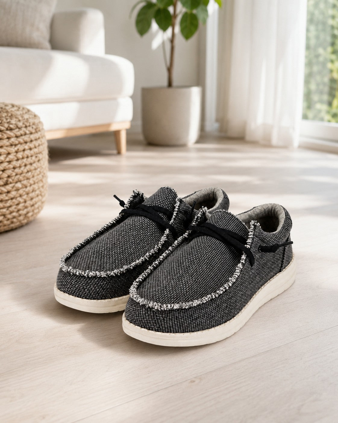 Mocassini in ambiente — lifestyle